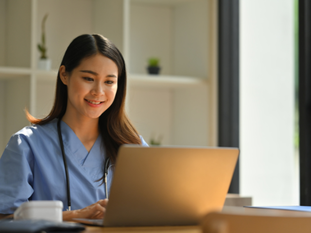 nurse preparing for the new jersey nursing license renewal period