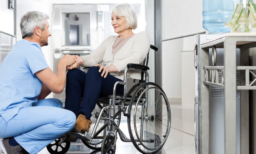 6 Ways Long-Term Acute Care Nurses Help Residents Avoid Hospital Stays