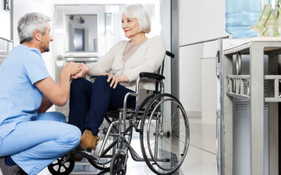 6 Ways Long-Term Acute Care Nurses Help Residents Avoid Hospital Stays